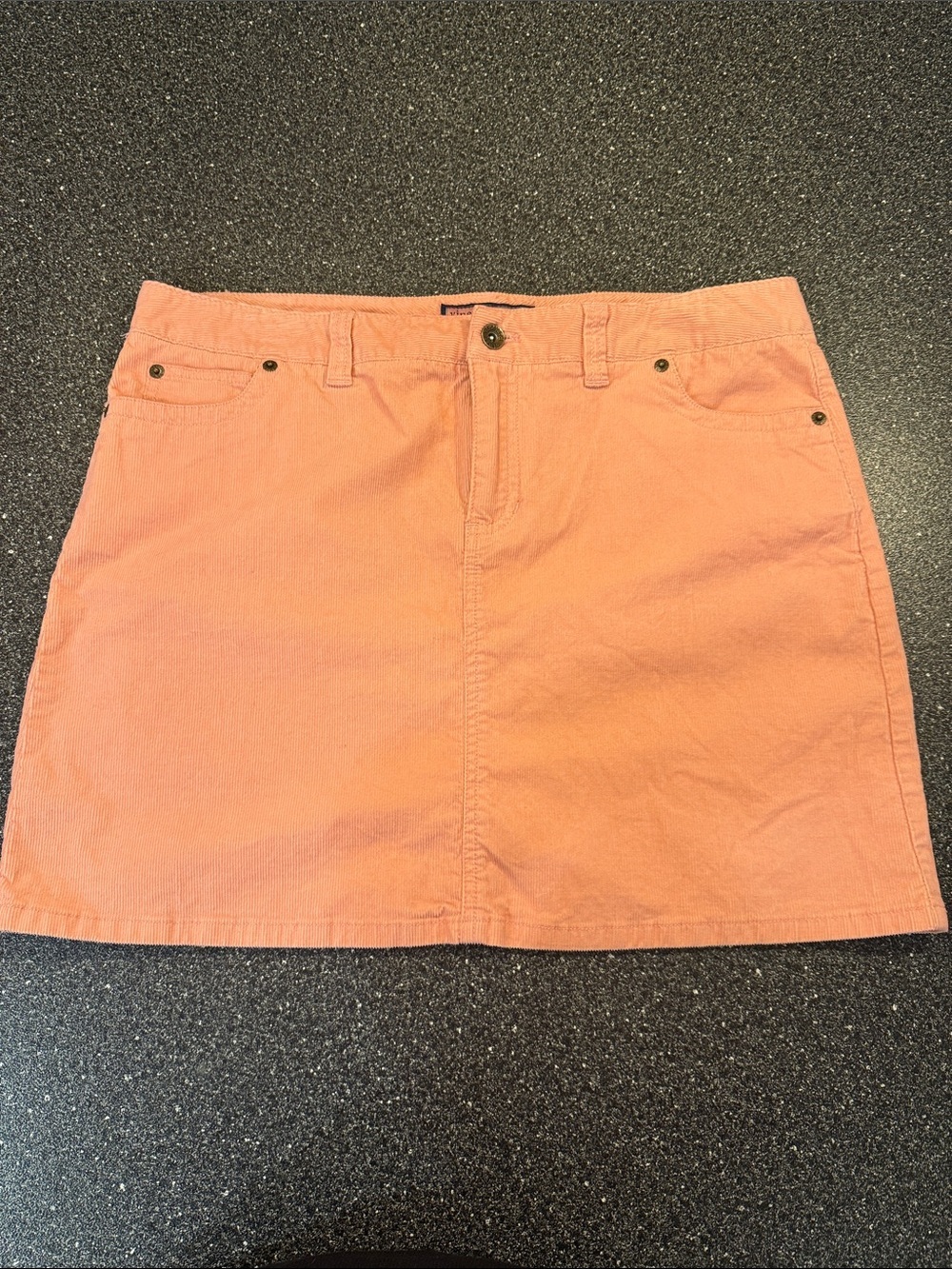 Women’s Vineyard Vines Pink Corduroy Mini Skirt - size 12